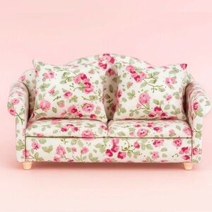 Dollhouse Floral Pattern Mini Sofa Couch w Pillows 1:12 Dollhouse Furniture. NEW